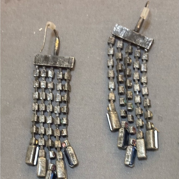 Dangling earrings - Picture 2 of 4